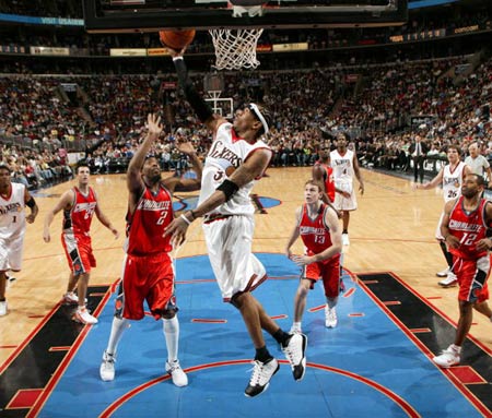 外线射手很 外线射手很