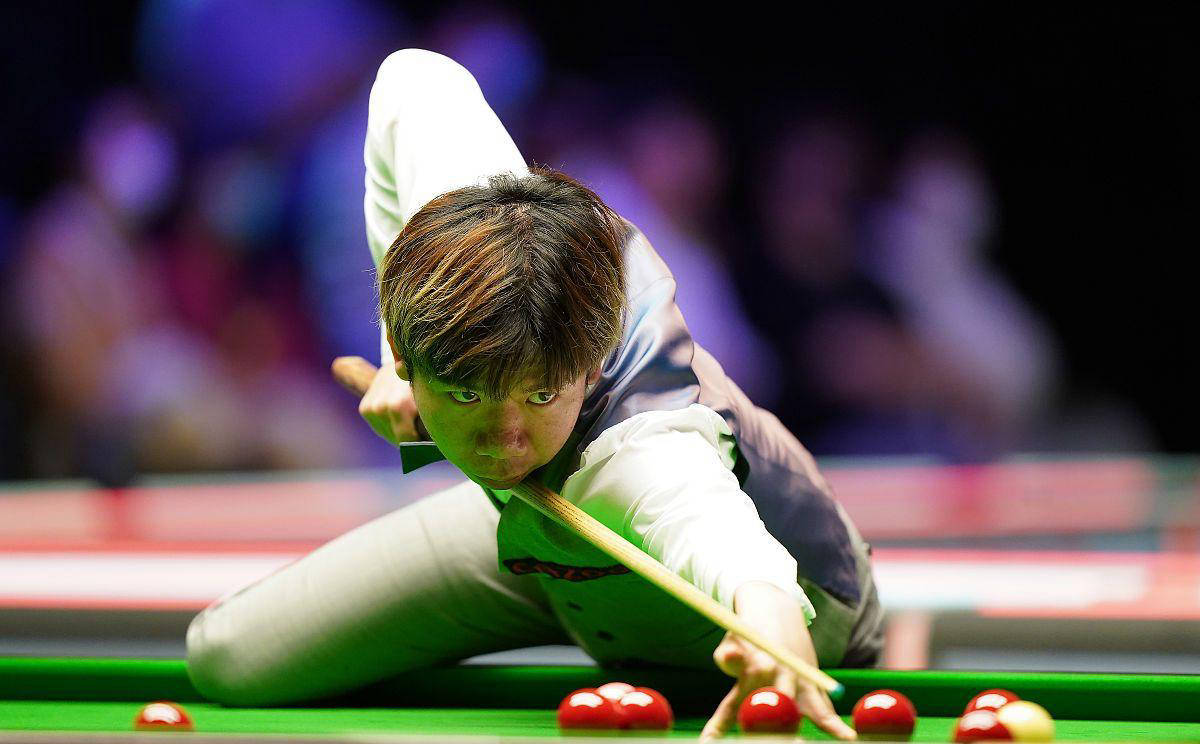 费健身球操 费健身球操