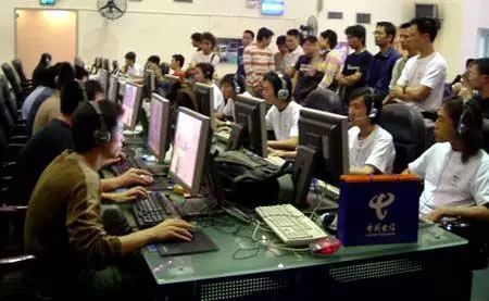 也暴露了球 也暴露了球