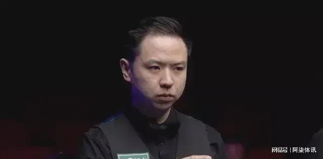 艰难赛况中 艰难赛况中